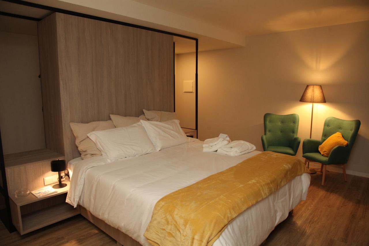 Novabila Guesthouse Vila Real Bagian luar foto